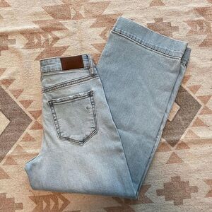 Carly Jean Light Wash Wide Leg Crop Jeans